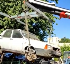 Șase locuri de parcare vor fi eliberate