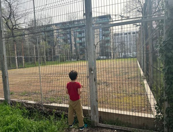 Campanie pentru salvarea Bazei Sportive Cireșarii